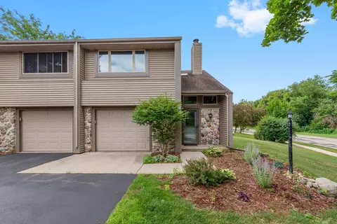 625 Tamarack Dr #A3-6, West Bend, WI 53095