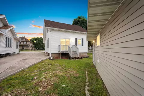 321 Depere Rd, Denmark, WI 54208 photo 2