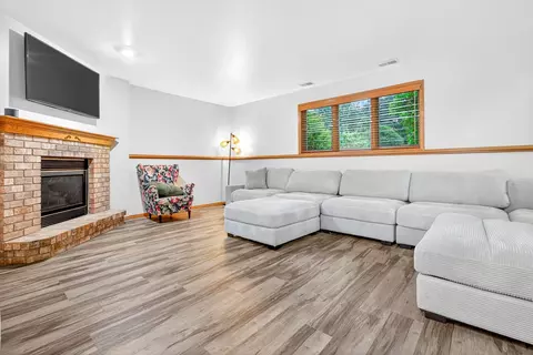 w2433 Hickory Park Drive, Appleton, WI 54915 photo 10