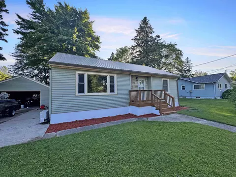 N193 West Drive, Menominee, MI 49858