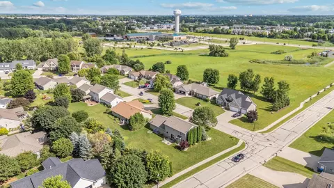 View/Area - 4303 N Bull Rush Dr, Appleton, WI 54913 photo 9 of 9