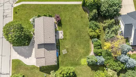 View/Area - 4303 N Bull Rush Dr, Appleton, WI 54913 photo 7 of 9