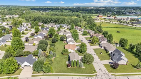 View/Area - 4303 N Bull Rush Dr, Appleton, WI 54913 photo 4 of 9