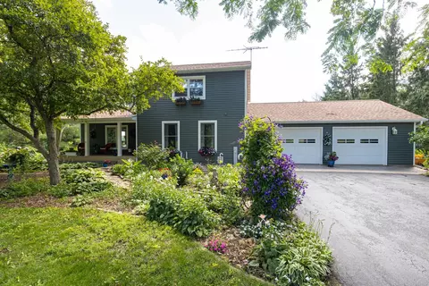 n3813 Mosquito Hill Road, New London, WI 54961