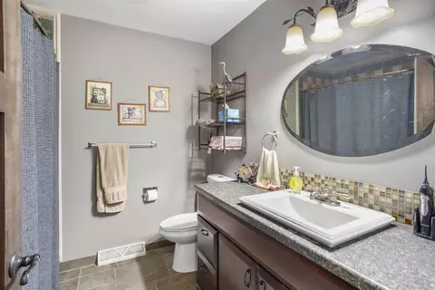 2407 S Schaefer St, Appleton, WI 54915 photo 9