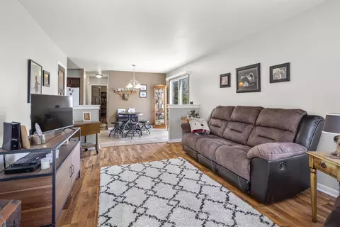 2407 S Schaefer St, Appleton, WI 54915 photo 2