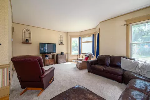 2443 E Wisconsin Ave, Appleton, WI 54911 photo 12