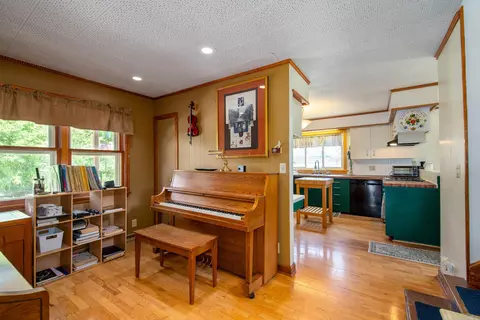 2443 E Wisconsin Ave, Appleton, WI 54911 photo 4