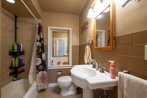2443 E Wisconsin Ave, Appleton, WI 54911 photo 20