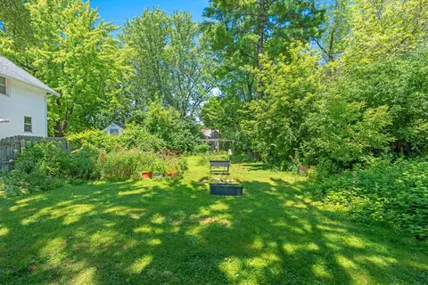 Exterior - 1025 S Lawe St, Appleton, WI 54915 photo 3 of 7