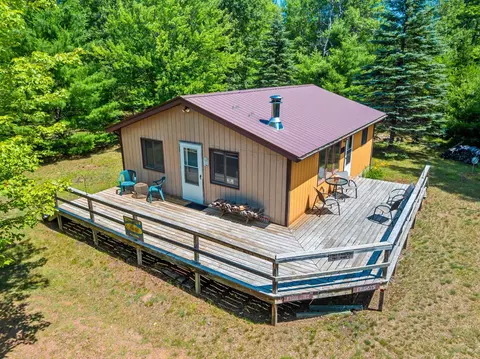 n14860 Mathis Lane, Amberg, WI 54102
