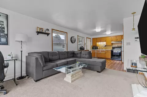 2415 N Locust St, Appleton, WI 54914 photo 5