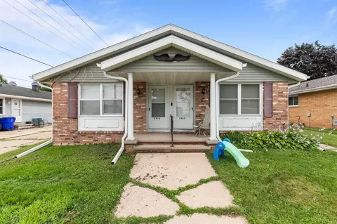 2415 N Locust St, Appleton, WI 54914