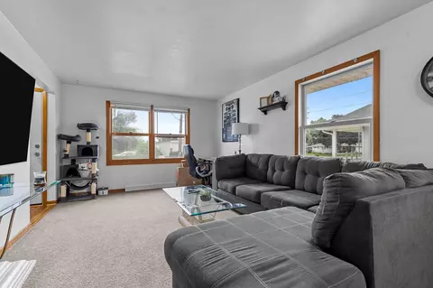 2415 N Locust St, Appleton, WI 54914 photo 3
