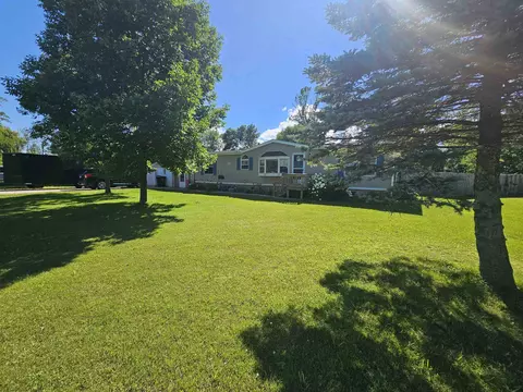 1248 Melissa Blvd, Little Suamico, WI 54141