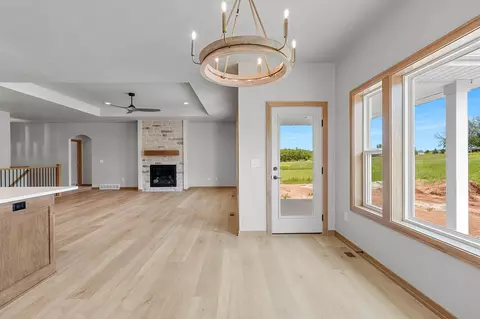 3907 Hawk Ledge Cir, De Pere, WI 54115 photo 25
