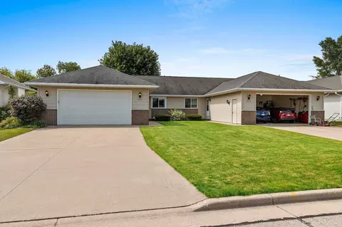 Exterior - 5431 Brookview Dr #2, Appleton, WI 54913 photo 6 of 14