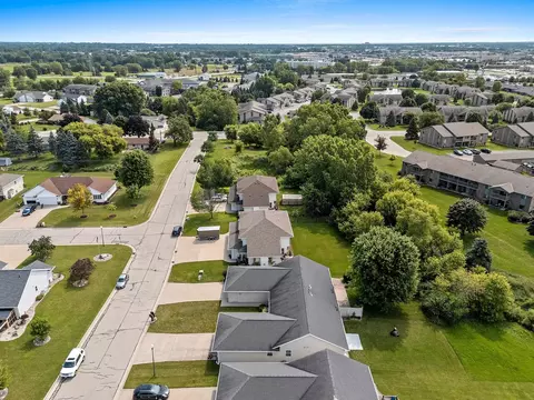 View/Area - 5431 Brookview Dr #2, Appleton, WI 54913 photo 8 of 19