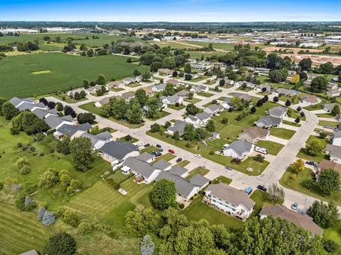 View/Area - 5431 Brookview Dr #2, Appleton, WI 54913 photo 14 of 19