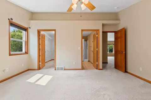 Bedroom - 5431 Brookview Dr #2, Appleton, WI 54913 photo 4 of 6