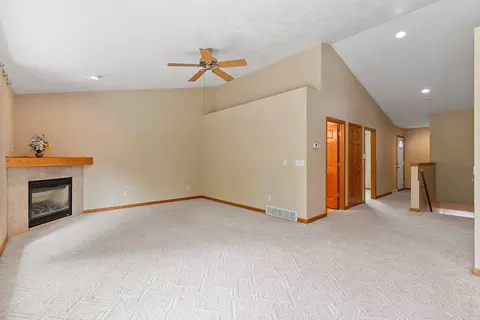 Living - 5431 Brookview Dr #2, Appleton, WI 54913 photo 1 of 6