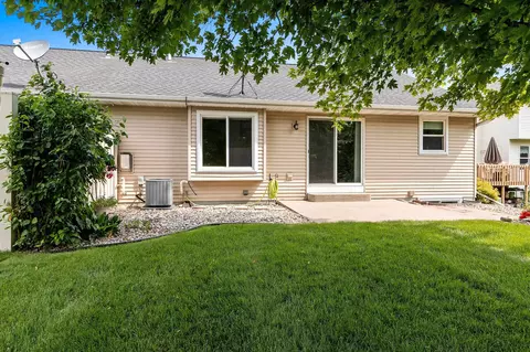 Exterior - 5431 Brookview Dr #2, Appleton, WI 54913 photo 11 of 14