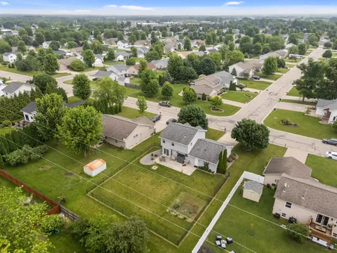 View/Area - n9557 Clover Ridge Tr, Appleton, WI 54915 photo 5 of 9