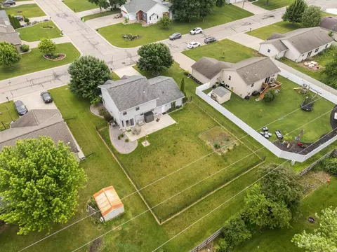 View/Area - n9557 Clover Ridge Tr, Appleton, WI 54915 photo 6 of 9