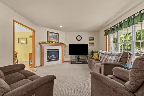 Living - n9557 Clover Ridge Tr, Appleton, WI 54915 photo 1 of 3
