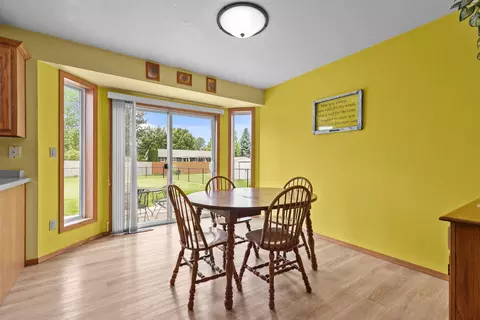 Dining - n9557 Clover Ridge Tr, Appleton, WI 54915 photo 2 of 2