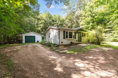 e139 Wisconsin 22, Waupaca, WI 54981