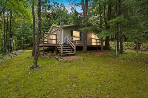 w4935 Rasmussen Road, Wild Rose, WI 54984