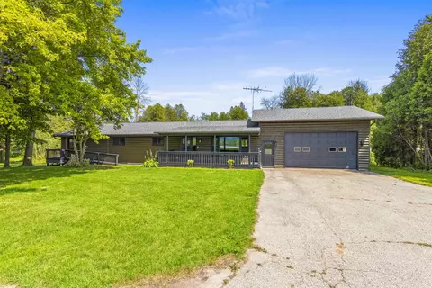 n6496 Wisconsin 42, Algoma, WI 54201