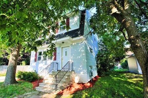 124 Allard Ave, Green Bay, WI 54303