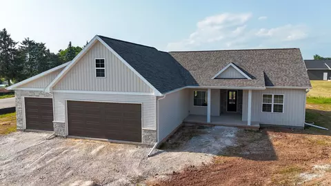 W5872 Delta Drive, Menasha, WI 54952