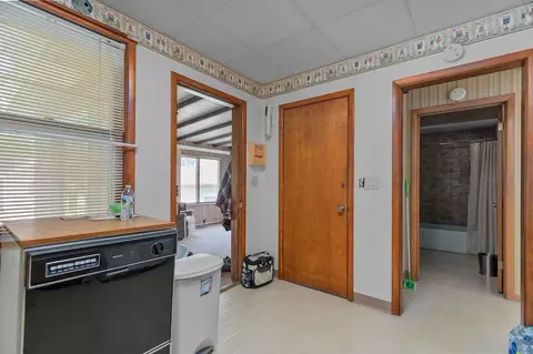 1020 E Dall Ave, Appleton, WI 54911 photo 4