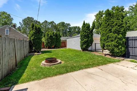 1107 N Gillett St, Appleton, WI 54914 photo 10