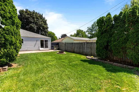 1107 N Gillett St, Appleton, WI 54914 photo 6