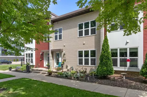 316 N Van Buren St, Green Bay, WI 54301