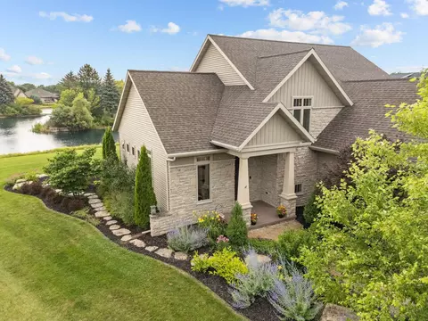Exterior - 4803 N Canvasback Cir, Appleton, WI 54913 photo 1 of 12