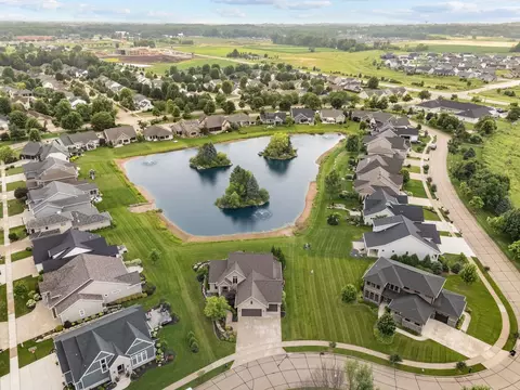 View/Area - 4803 N Canvasback Cir, Appleton, WI 54913 photo 2 of 11