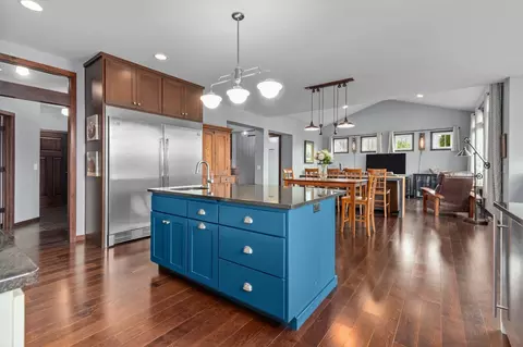 Kitchen - 4803 N Canvasback Cir, Appleton, WI 54913 photo 1 of 8