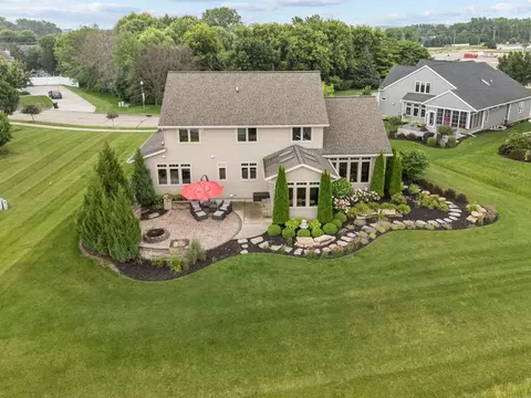 View/Area - 4803 N Canvasback Cir, Appleton, WI 54913 photo 3 of 11