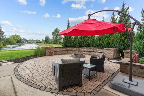 Exterior - 4803 N Canvasback Cir, Appleton, WI 54913 photo 2 of 12