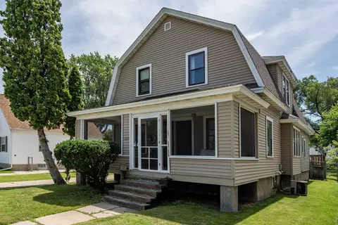 1528 Elm St, Green Bay, WI 54302