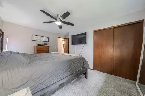 Bedroom - 1900 N Mason St, Appleton, WI 54914 photo 4 of 5