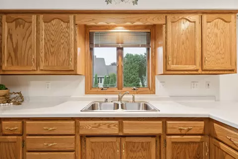 n9580 Onyx Court, Appleton, WI 54915 photo 7