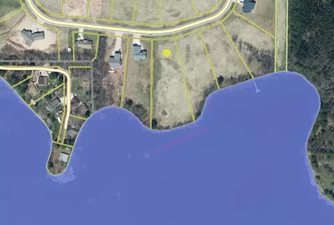 1019 Mill Pond Cir, Weyauwega, WI 54983