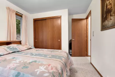 Bedroom - w5825 County Road O, Appleton, WI 54913 photo 4 of 4