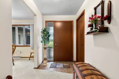Entry Way - w5825 County Road O, Appleton, WI 54913 photo 1 of 1